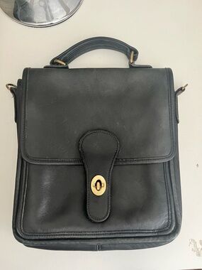 Classic Black Leather vintage COACH